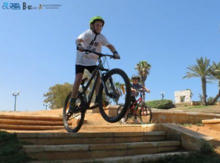 מחנה רכיבת אופניים 2024 | תל אביב